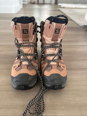 Salomon Peach and Black Outdoor Hiking Boots